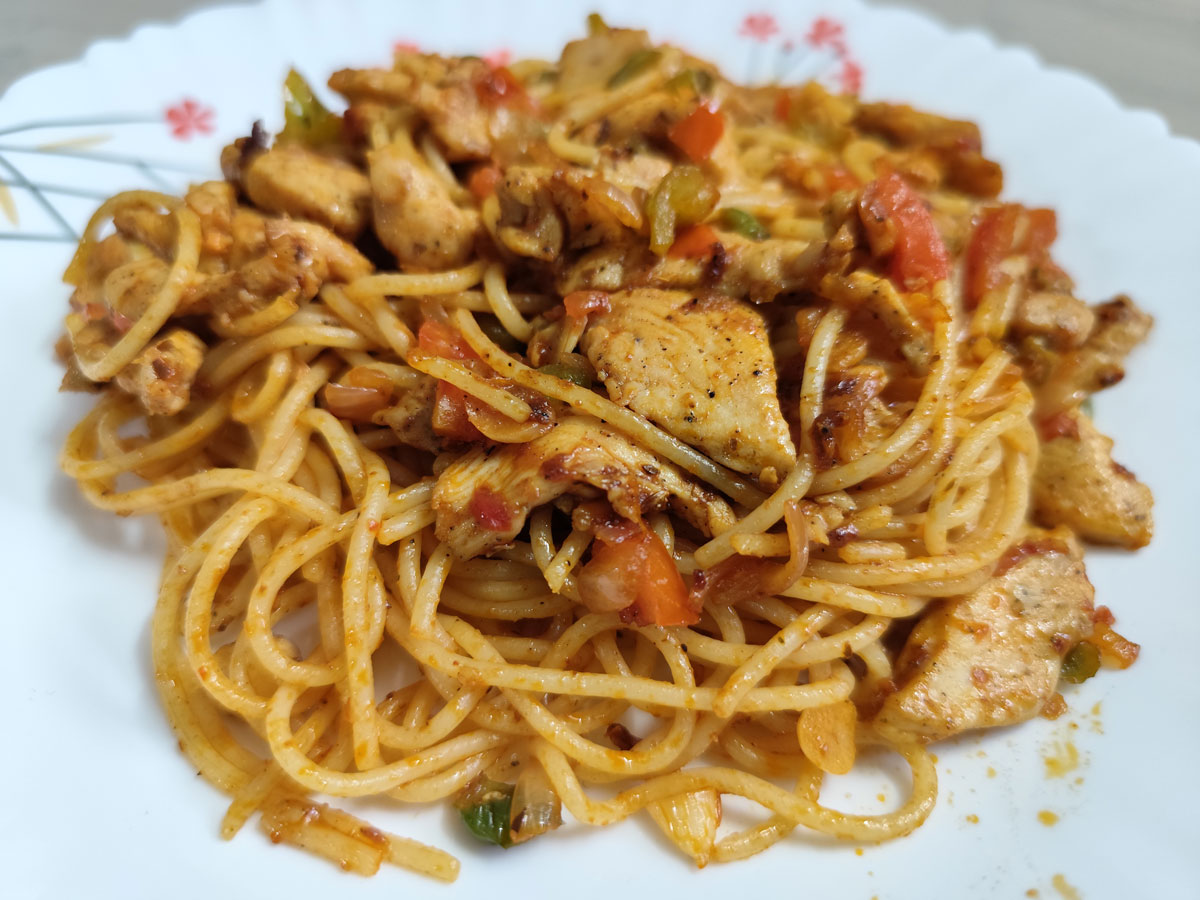 Sunday Cheat Meal - Spicy Chicken Spaghetti